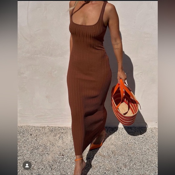 ELCE SWIM Australian Brown Ribbed Maxi Dress‎